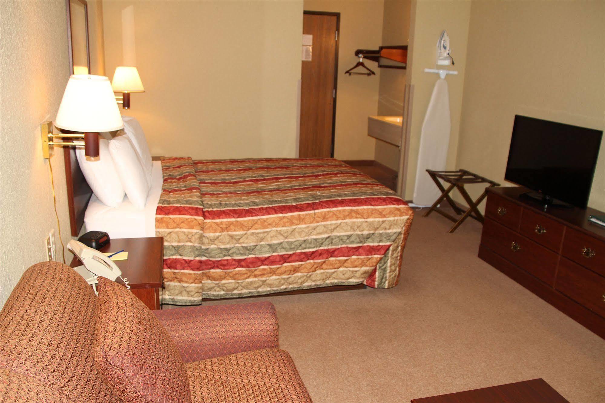 Comfort Inn & Suites Weston - Wausau Экстерьер фото